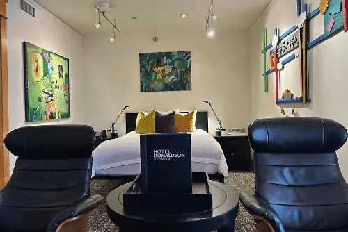Donaldson Hotel 3*