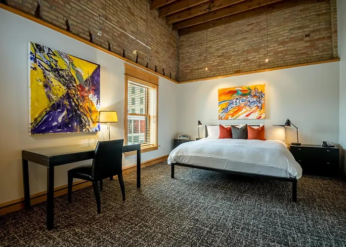 Donaldson Hotel Fargo