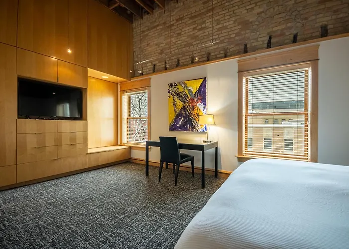Donaldson Hotel Fargo