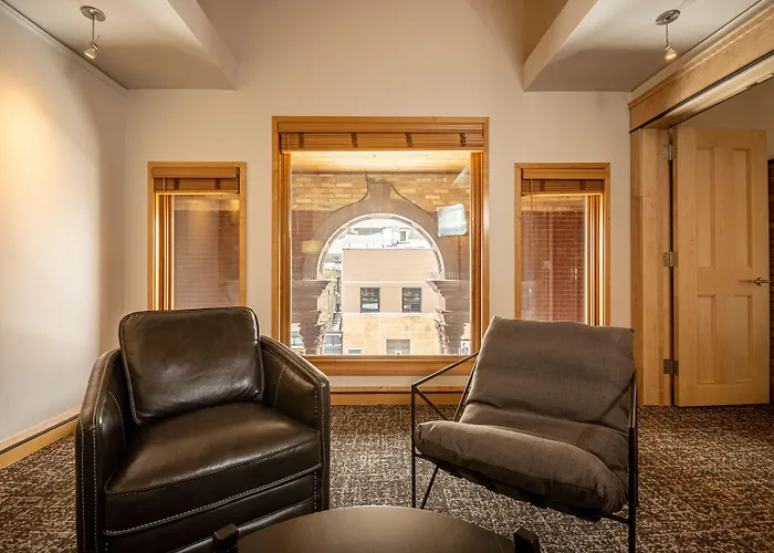 Hotel Donaldson Fargo