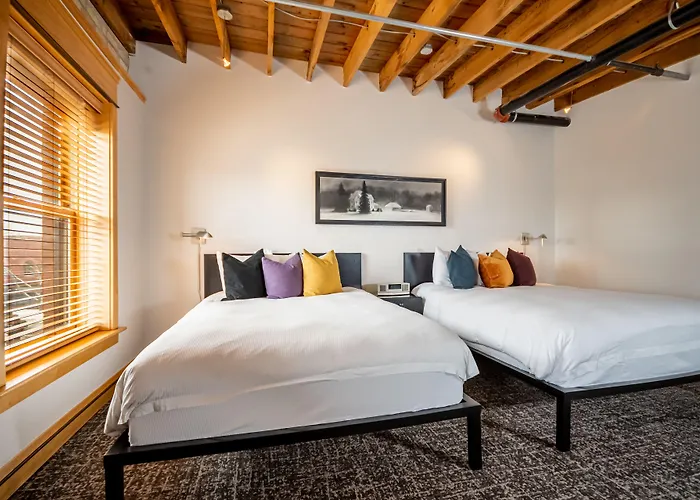 Donaldson Hotel