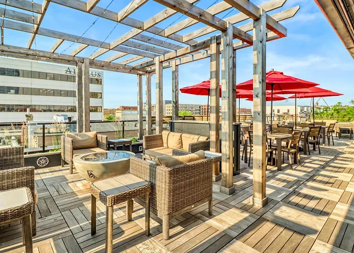 Donaldson Hotel