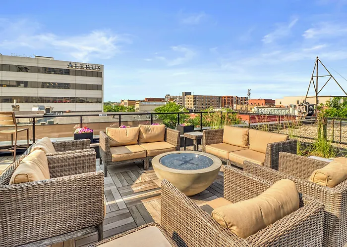 Hotel Donaldson Fargo